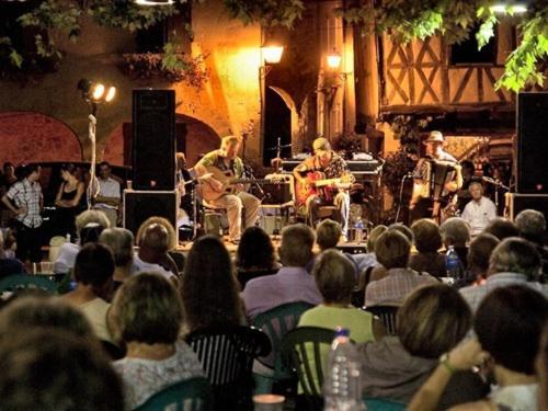 Du Cote De Chez Jeanne Hotel Fources Ngoại thất bức ảnh